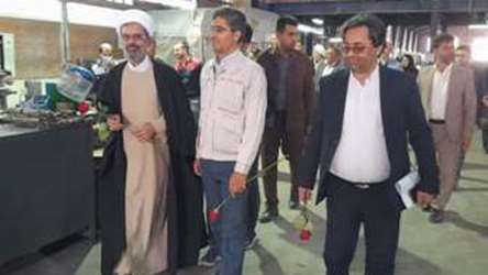 به مناسبت بزرگداشت هفته کار و کارگر صورت گرفت ؛
بازدید نماینده ولی فقیه استان خراسان شمالی از شهرک صنعتی بیدک
 