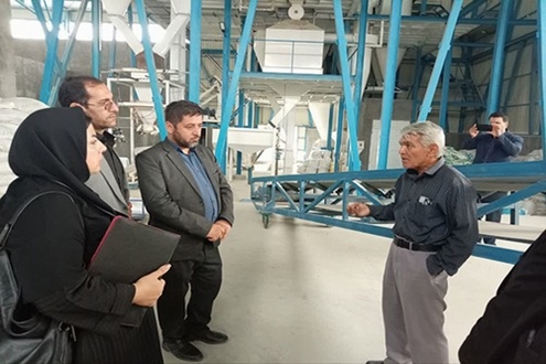 بازدید رئیس دادگستری شهرستان سملقان و دادستان آشخانه از شهرک صنعتی سملقان به مناسبت هفته قوه قضاییه